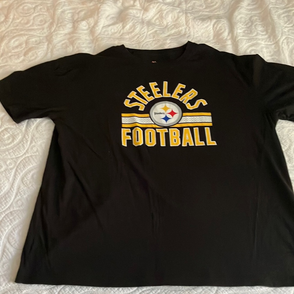 Steelers football T-shirt